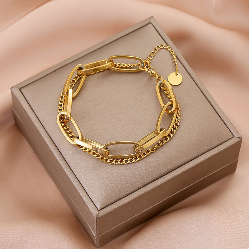 Opulence in Gold: 18ct Golden Titania Bracelet